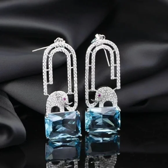 - - 18K GP Blue zircon elephant 🐘 dangle earrings
